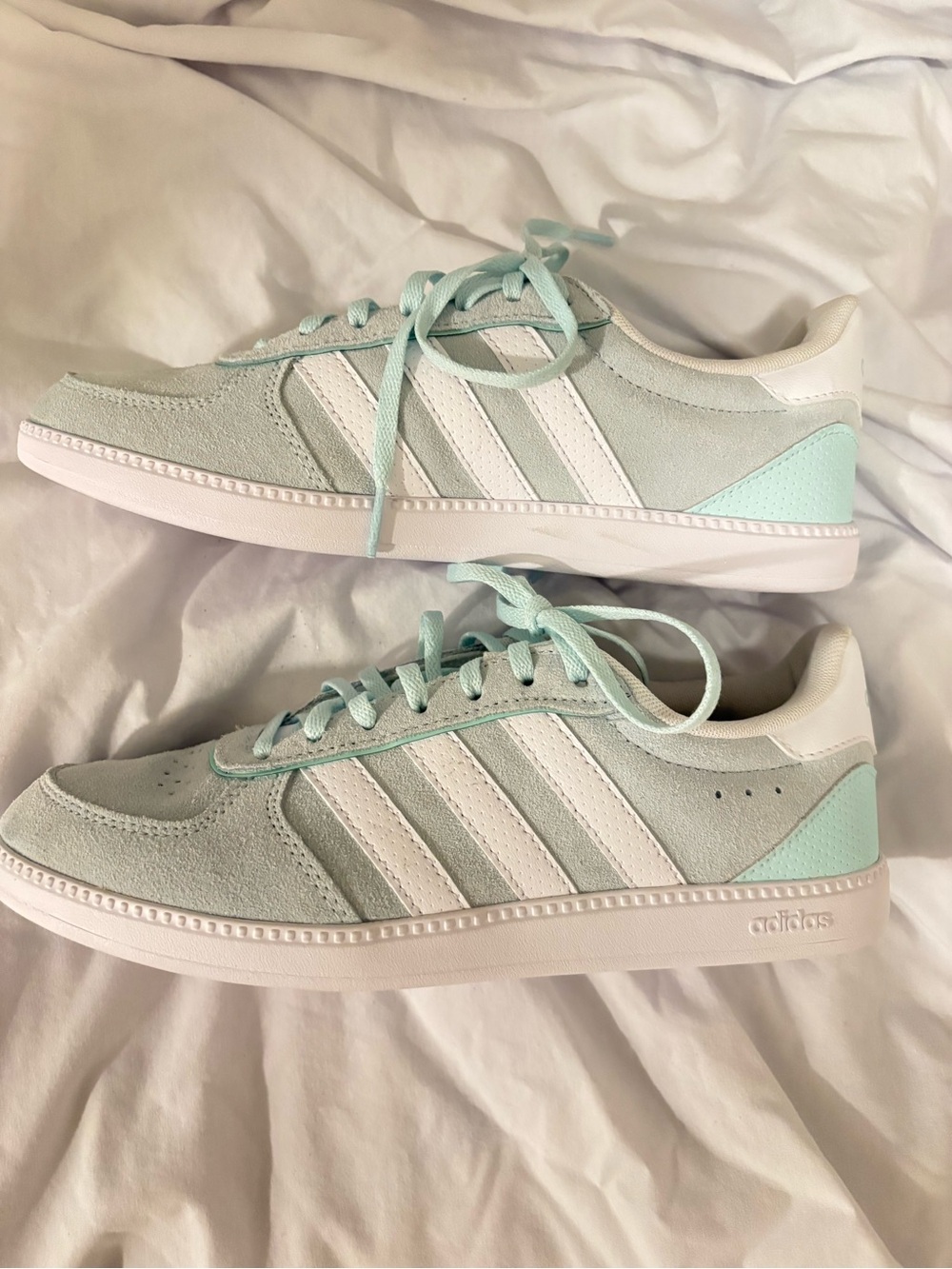 adidas Women's light blue & White Suede Casual Sneakers